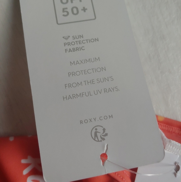 ROXY Girl's Rashguard Swim Shirt NEW - Picture 7 of 7